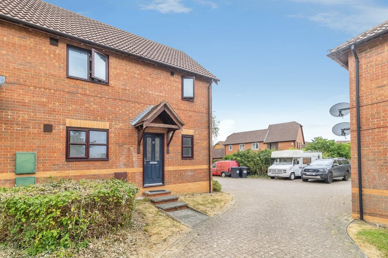 1 bed flat for sale — Fortuna Court, Wavendon Gate, Milton Keynes