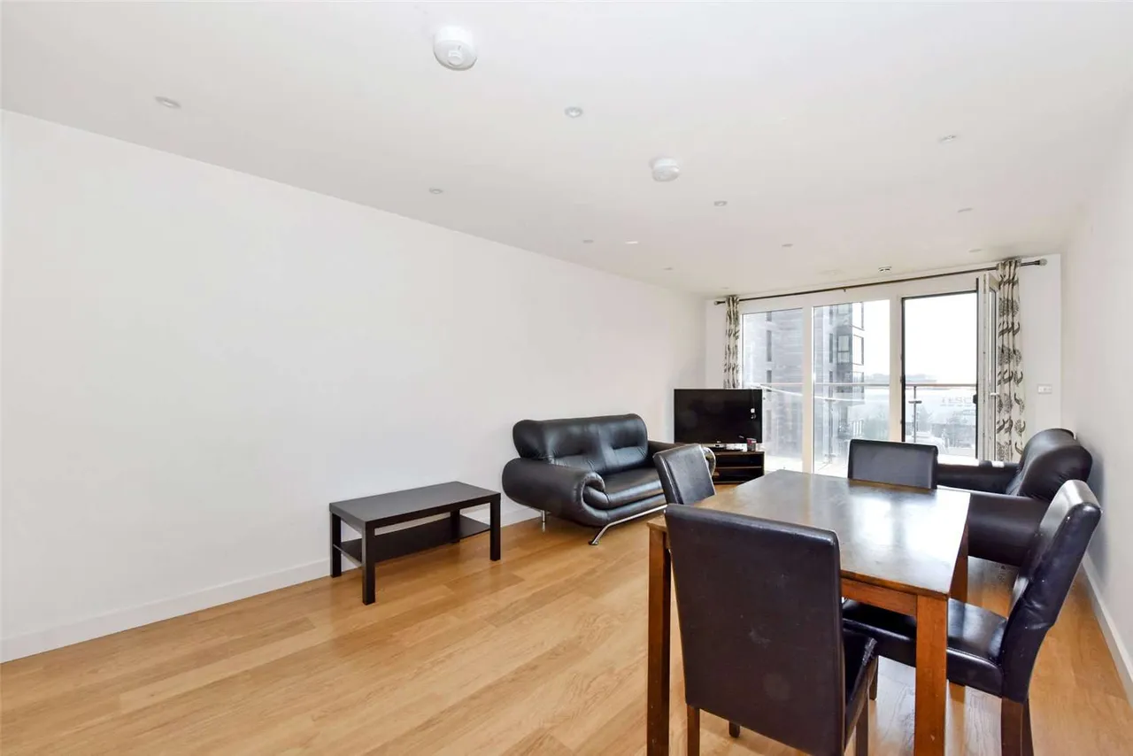 Railway Terrace, Slough, SL2, photo 2