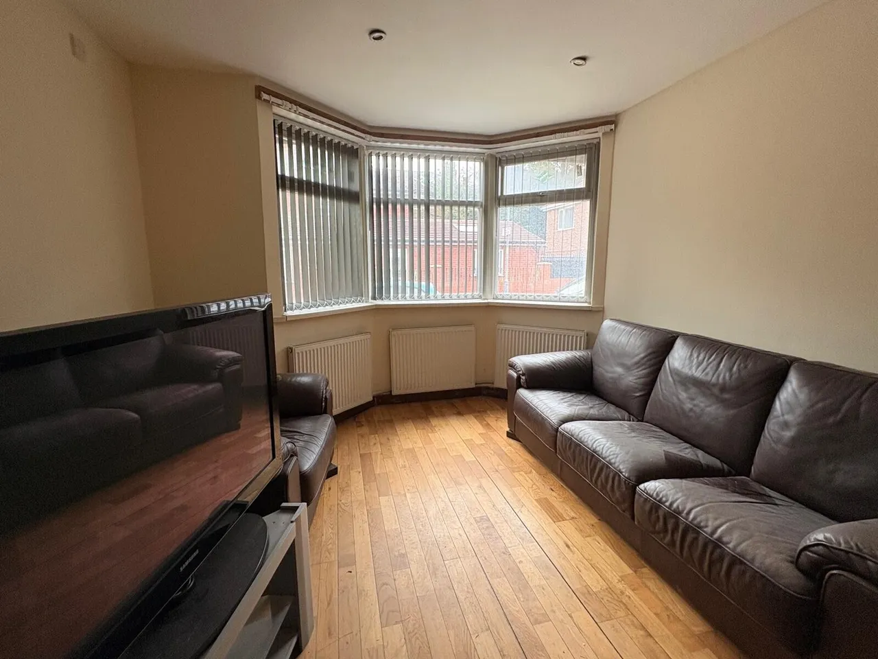 Room 5 Lower Park Road M14 5RQ, photo 2