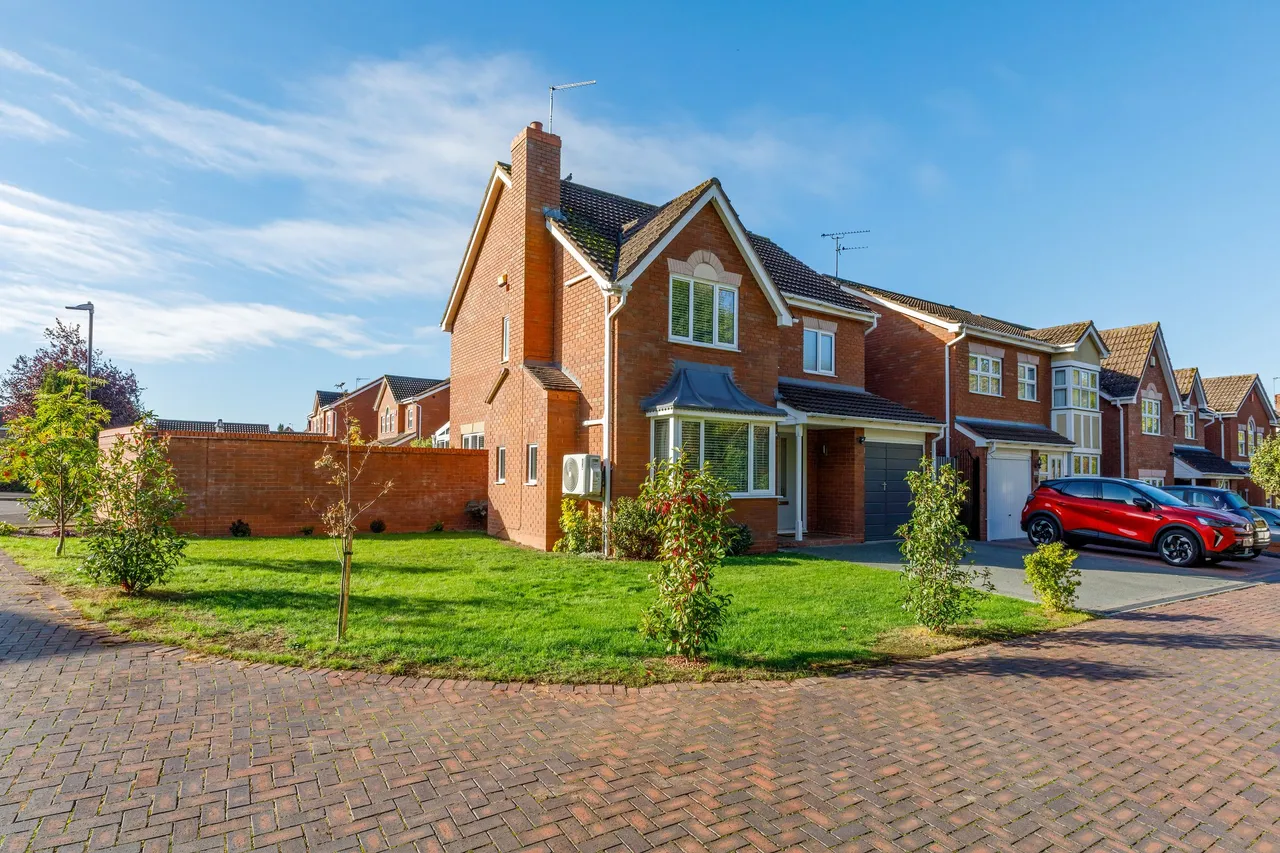 4 bed house for sale, Oberon Close, Heathcote, CV34
