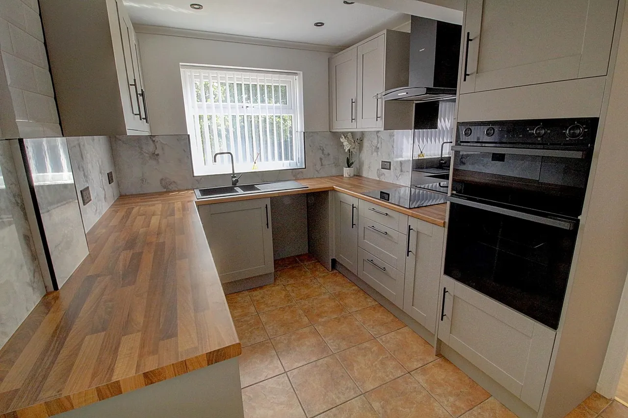 Fair Isle Drive, Nuneaton, CV10, photo 3
