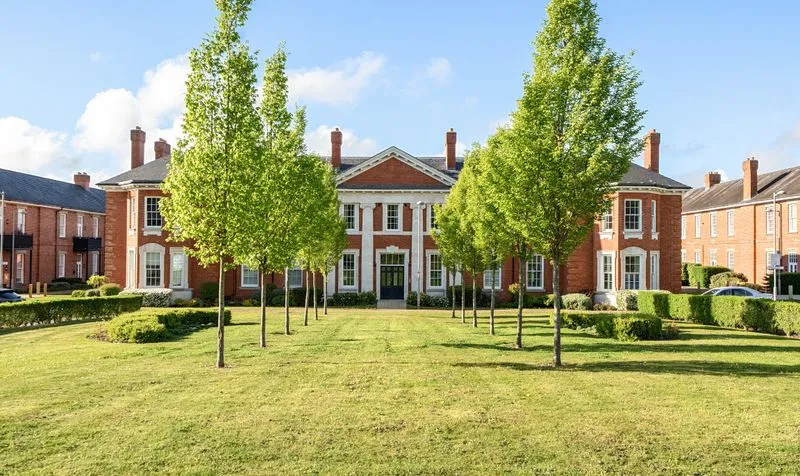 1 bed flat for sale — Sherwood Way, Epsom, KT19