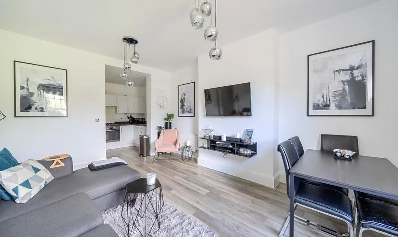 Sherwood Way, Epsom, KT19, photo 8