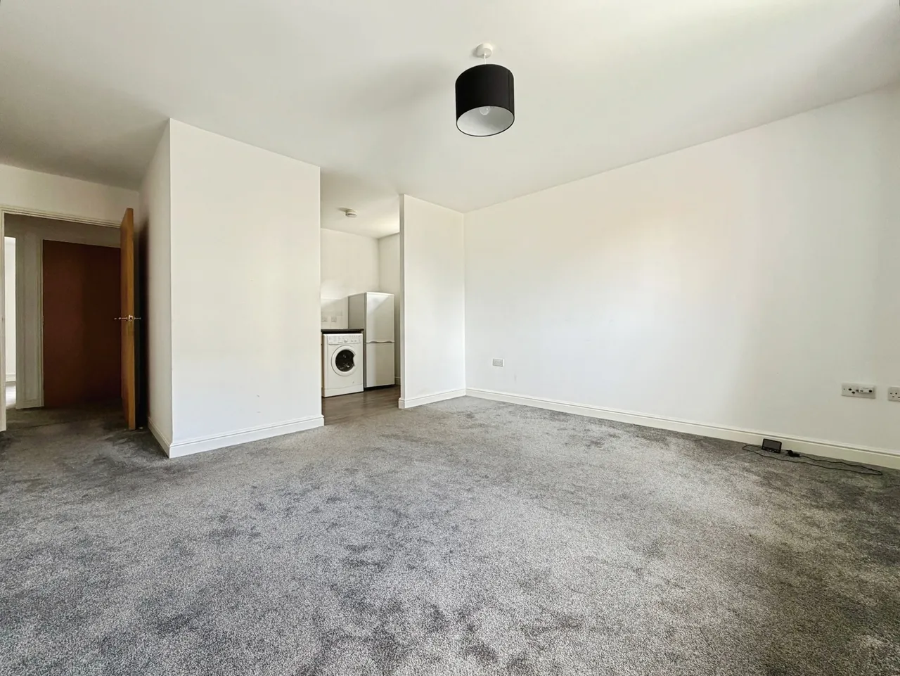 Parsons Close, Aldershot, Hampshire, GU11 2EU, photo 3