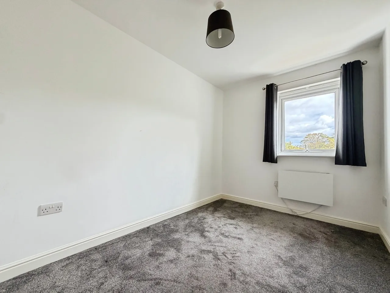Parsons Close, Aldershot, Hampshire, GU11 2EU, photo 8