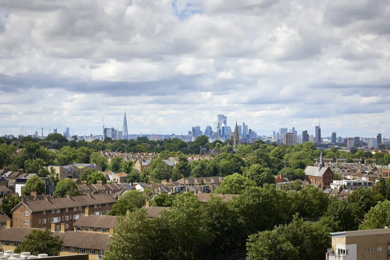 Axion House, Silver Road, London, SE13, photo 4
