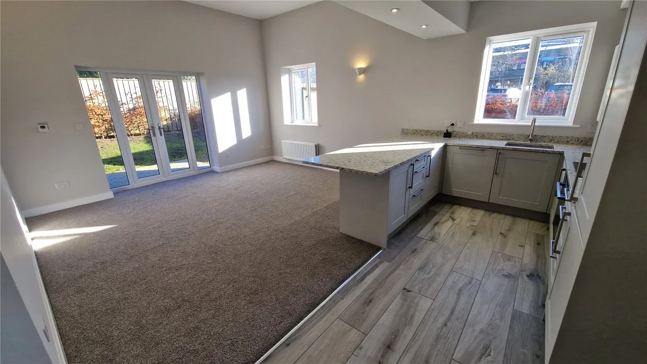 Littleton Grange, Huntington, WS12, photo 2
