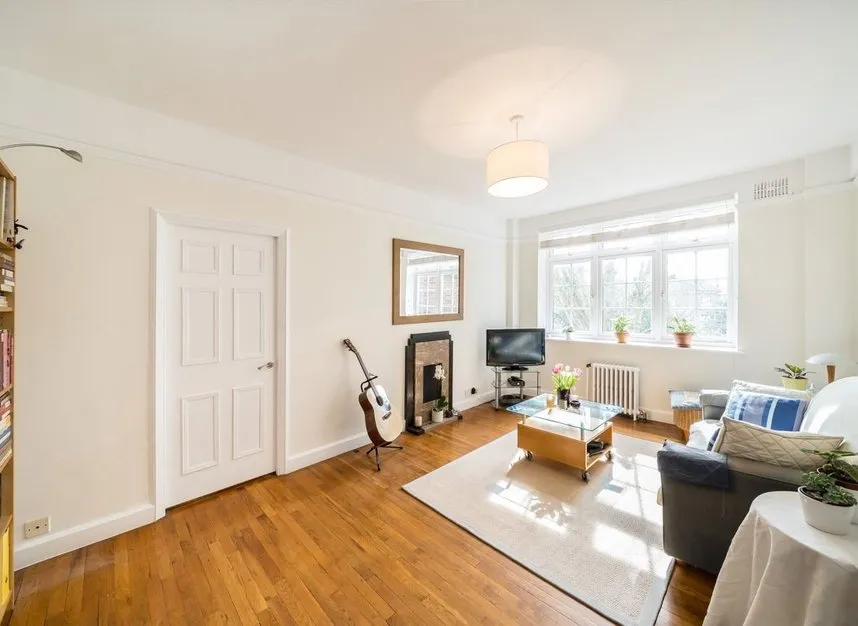 Cleve Road, West Hampstead, NW6, photo 2