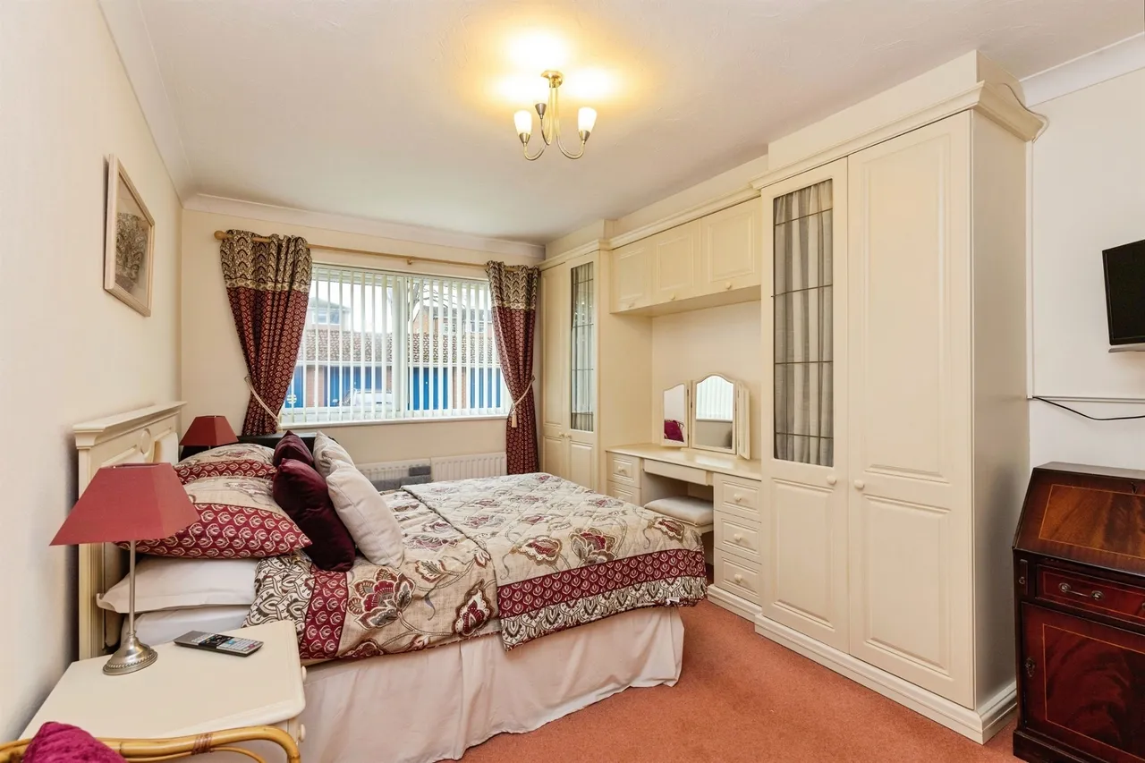 Wimborne Road, BOURNEMOUTH, photo 6