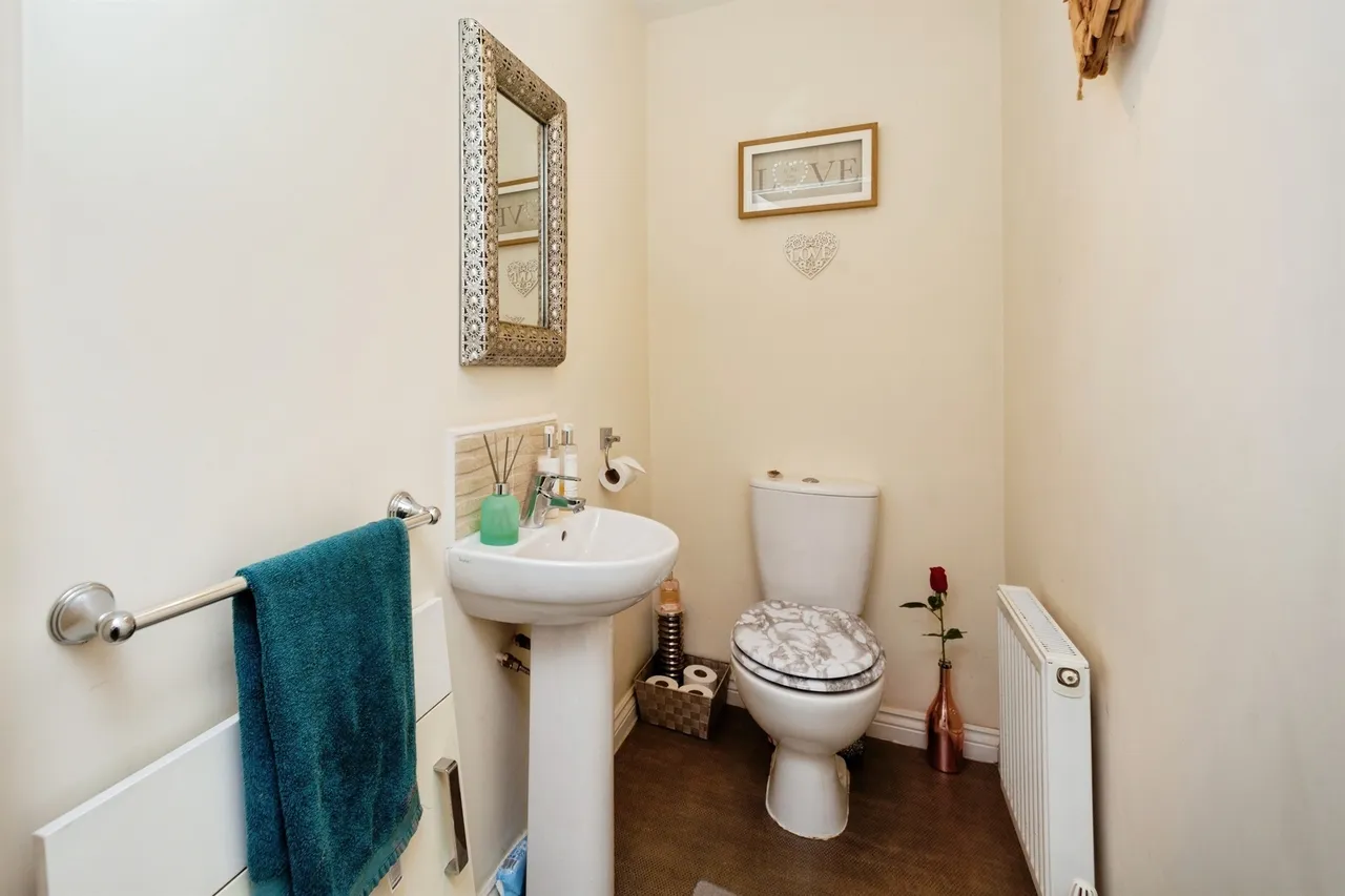 Windmill Close, Barnsley, photo 8
