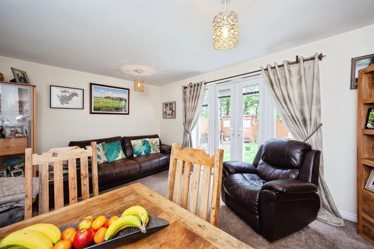 Windmill Close, Barnsley, photo 7