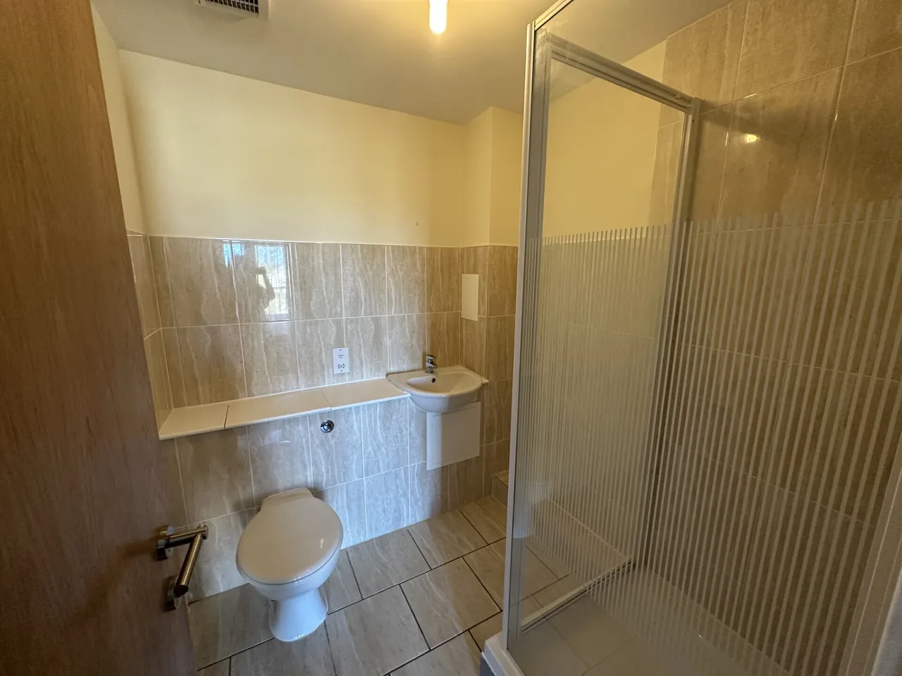 Stewartby Avenue, PE7, photo 9