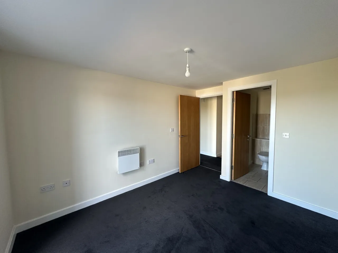 Stewartby Avenue, PE7, photo 8