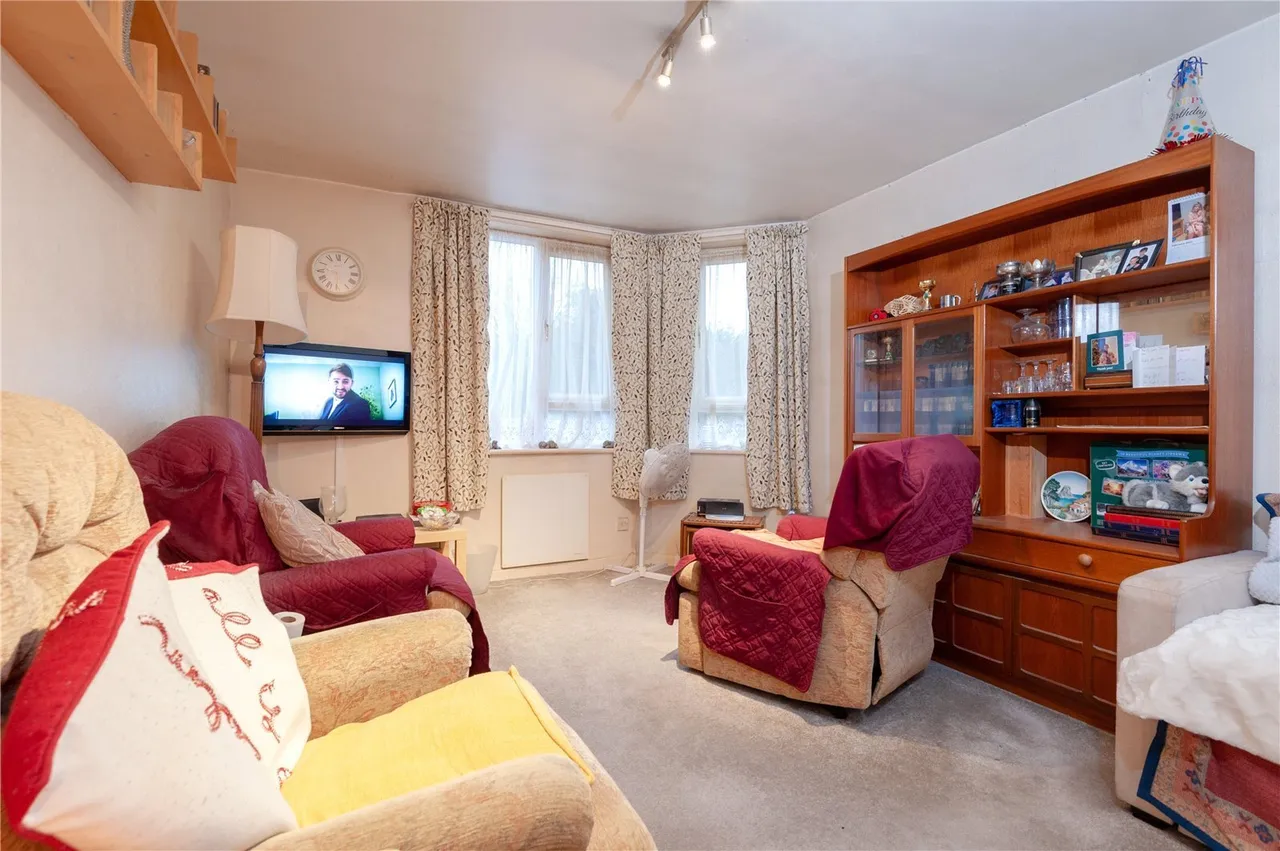 St. Stephens Road, Hounslow, TW3, photo 6