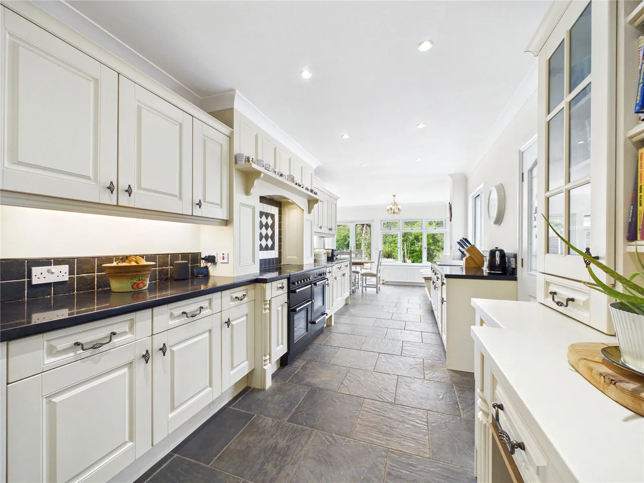 Park Lane, Bulmer, CO10, photo 2