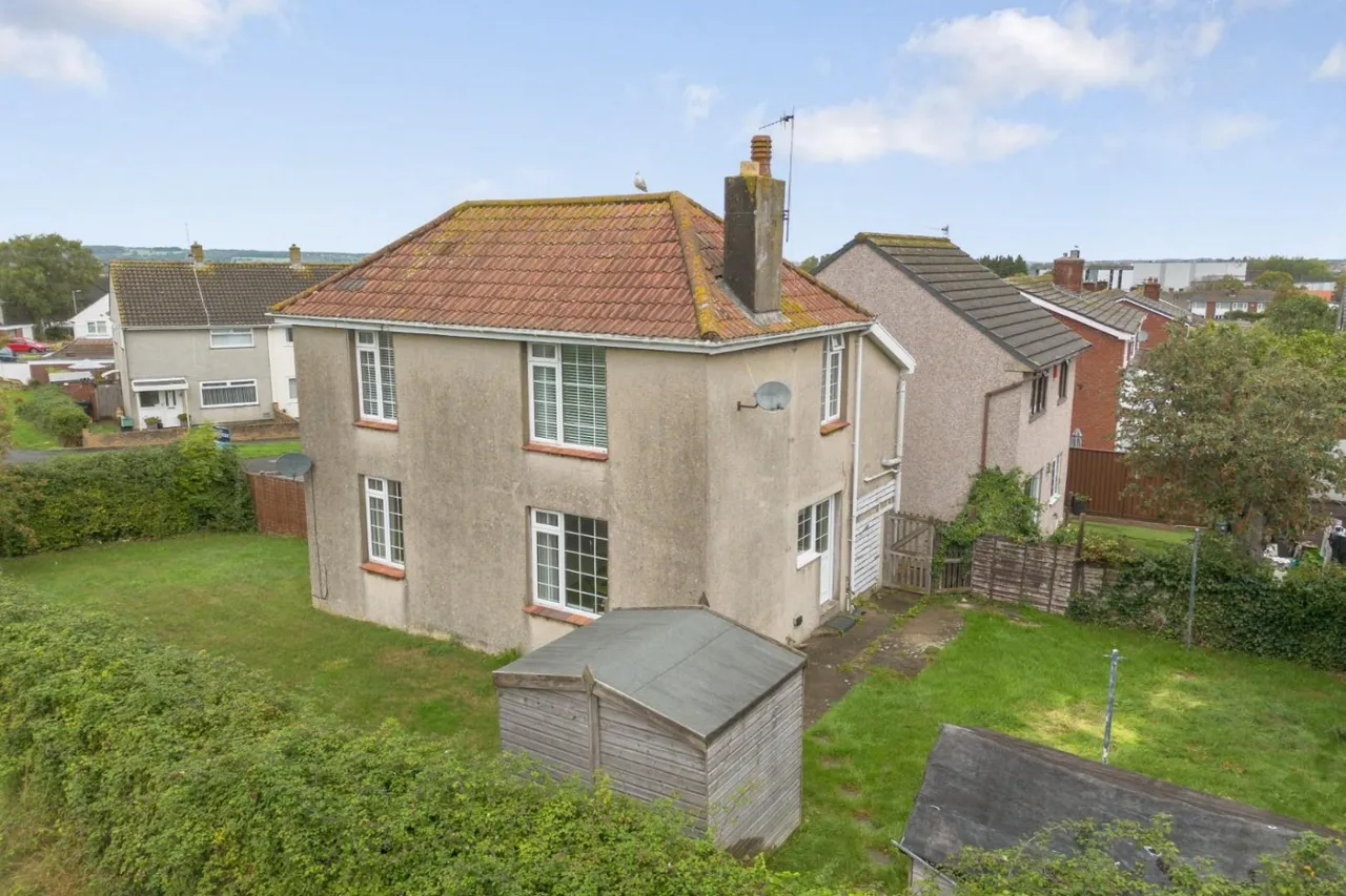 3 bed house for sale — Longway Avenue, Bristol