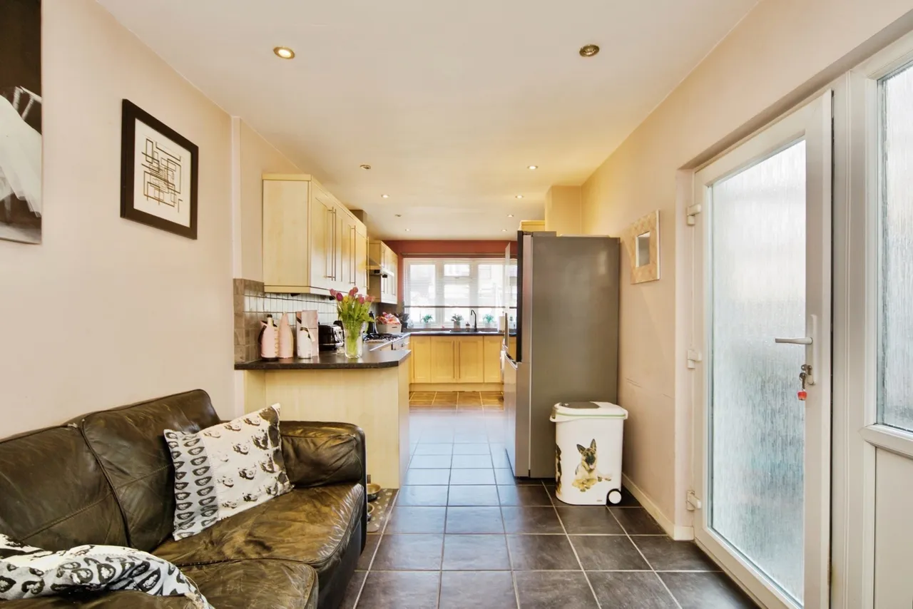 Burford Road, East Ham, London, E6, photo 13