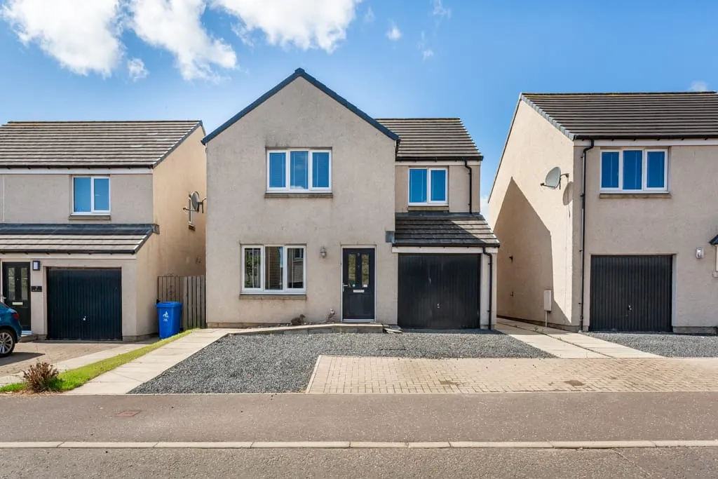 4 bed house for sale — Doug Ford Street, Arbroath, Angus, DD11 3FD