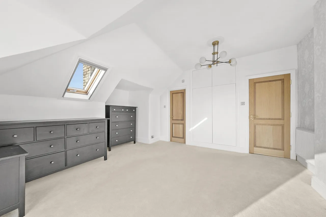 Bycullah Road, Enfield, EN2 8PH, photo 12