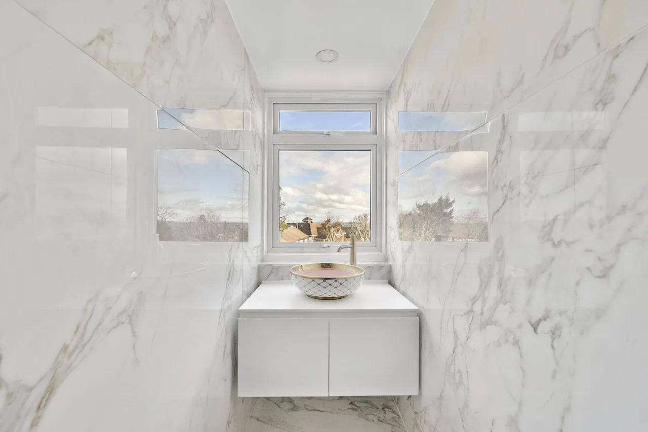 Bycullah Road, Enfield, EN2 8PH, photo 8