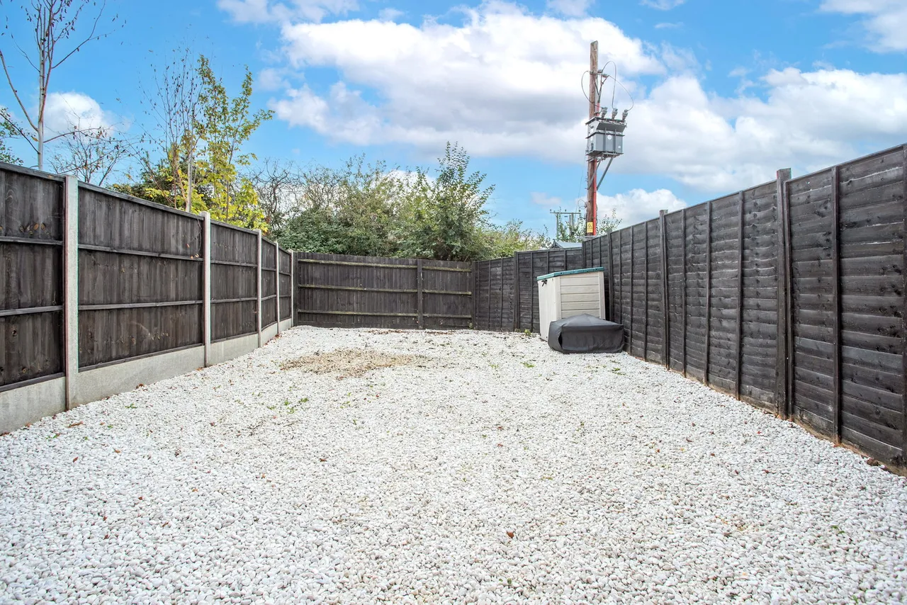 Dew Way, Calne, photo 15