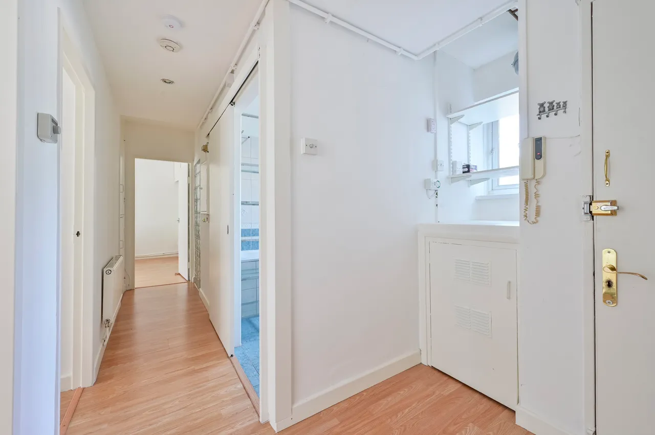 162 Cortis Road, London, photo 11