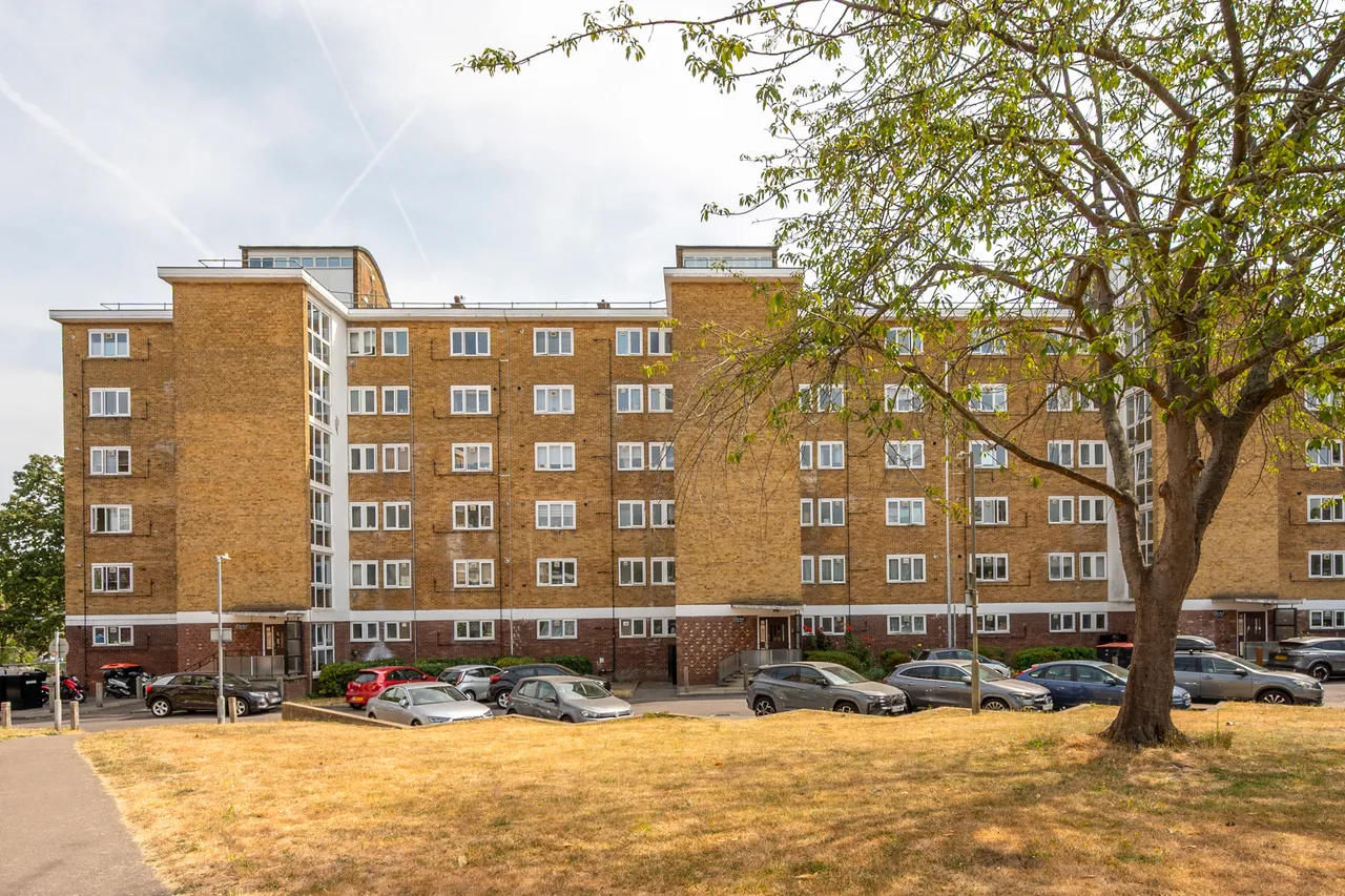 162 Cortis Road, London, photo 7