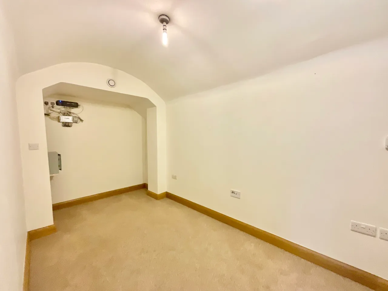 Sidmouth Avenue, Newcastle, ST5, photo 21