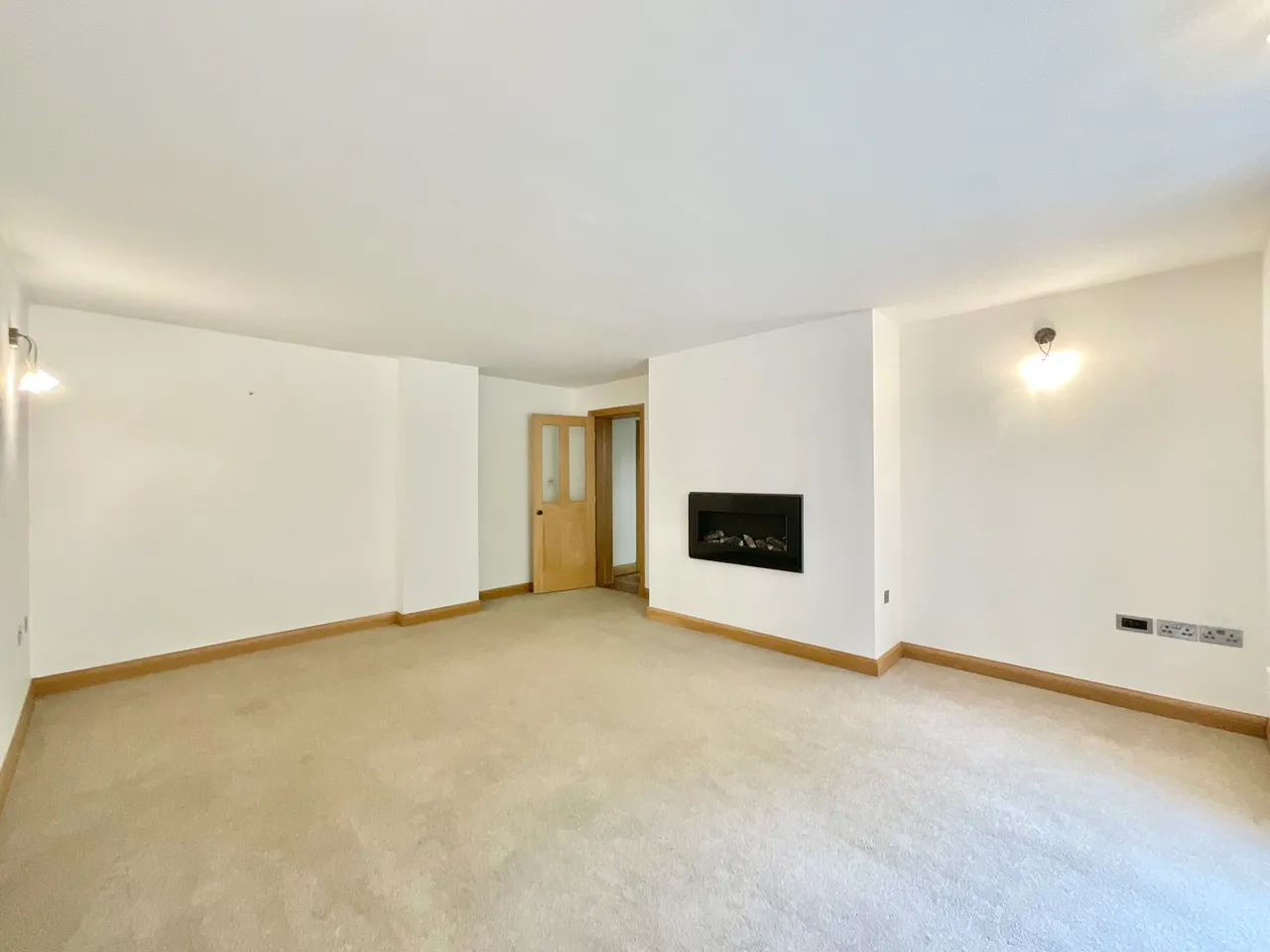 Sidmouth Avenue, Newcastle, ST5, photo 11