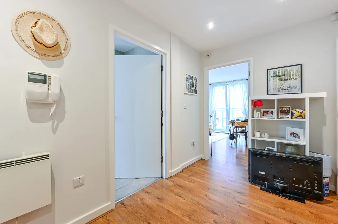 11 Latitude Apartments, 77a Manor Road, London, photo 7