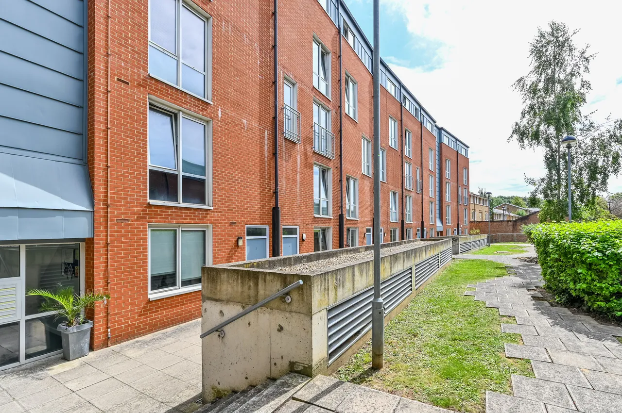 11 Latitude Apartments, 77a Manor Road, London, photo 8