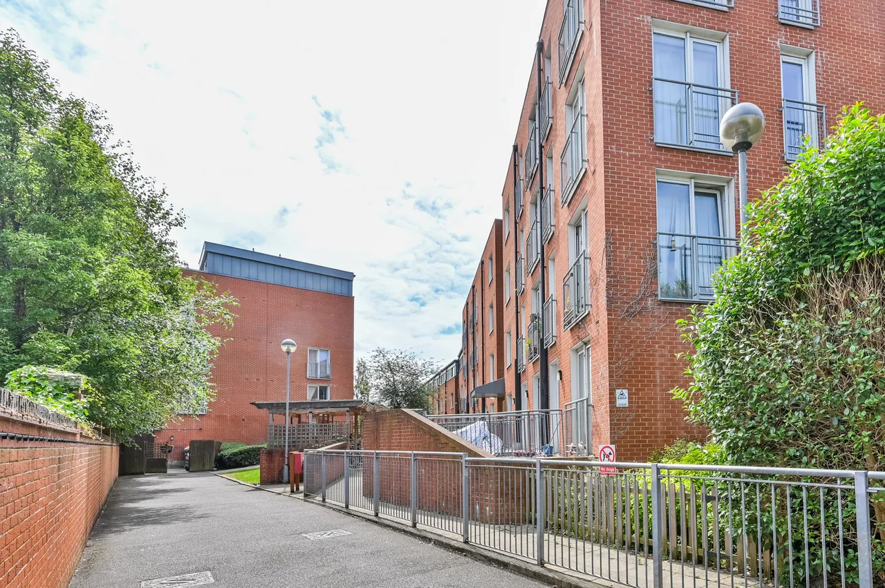 11 Latitude Apartments, 77a Manor Road, London, photo 9
