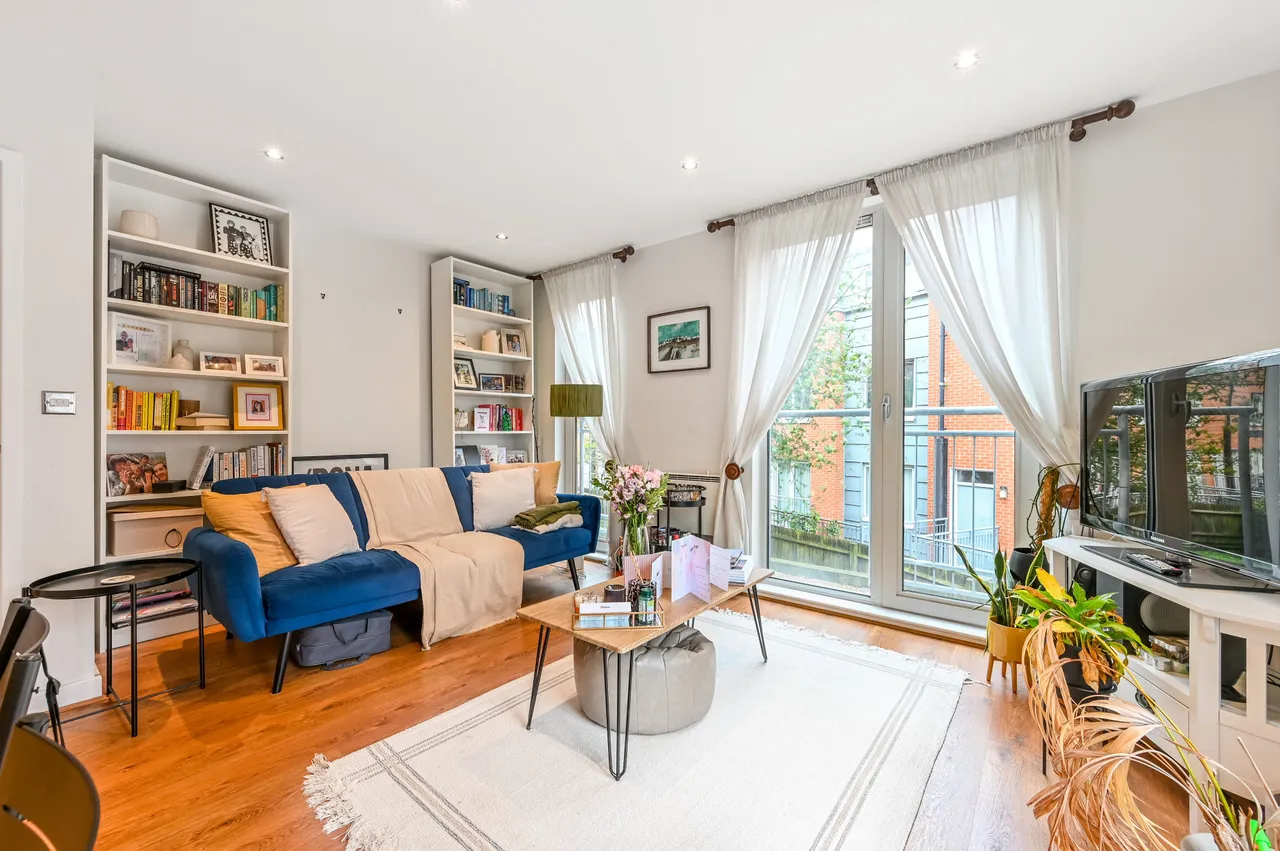 11 Latitude Apartments, 77a Manor Road, London, photo 2