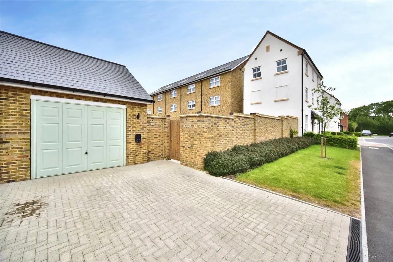 Green Horse Grove, Maidstone, Kent, ME16, photo 2