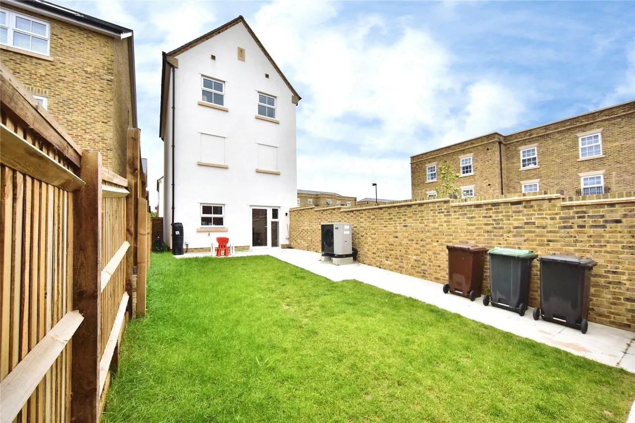 Green Horse Grove, Maidstone, Kent, ME16, photo 21