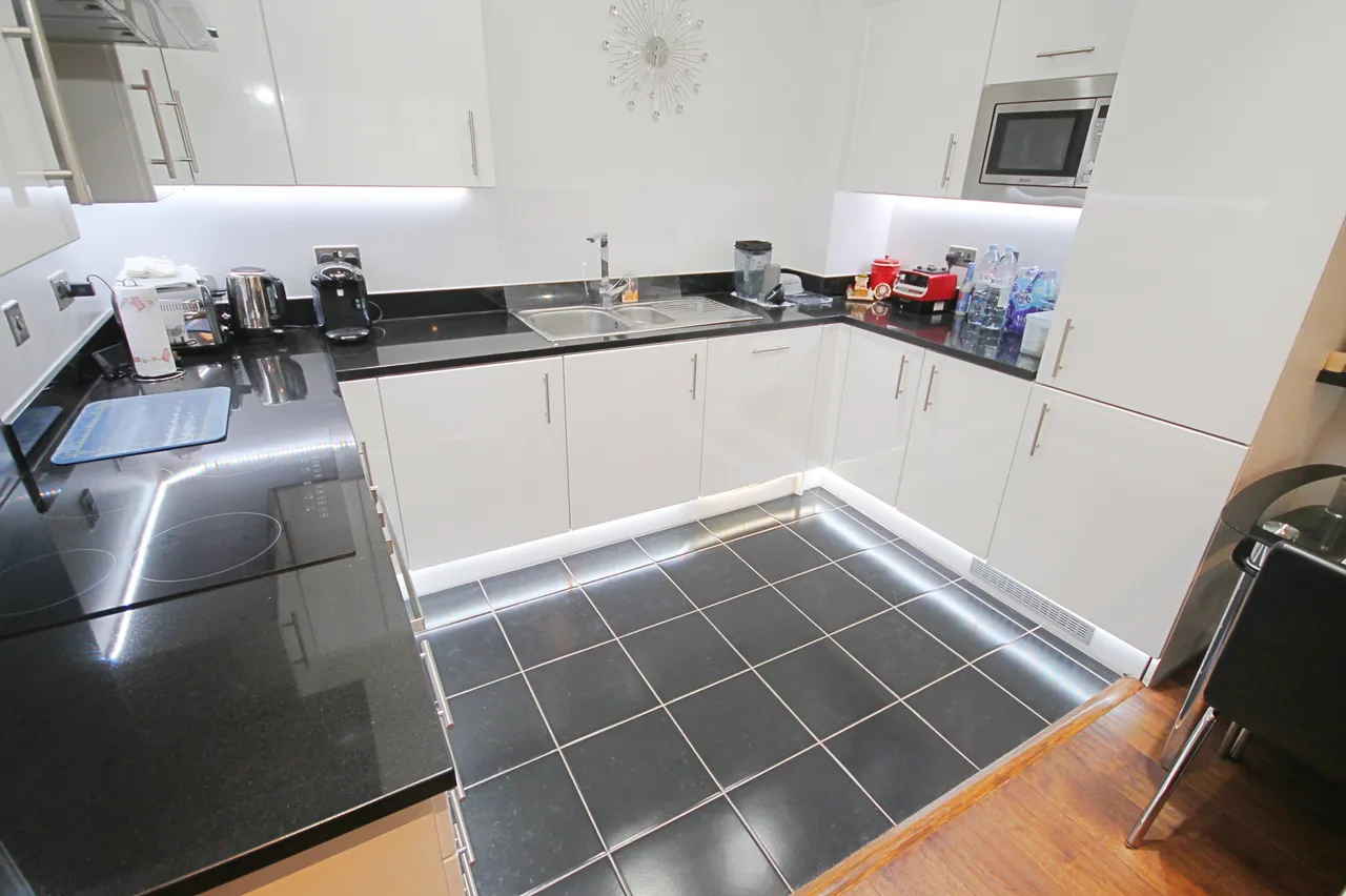 Pinner Road, Harrow, HA1, photo 2