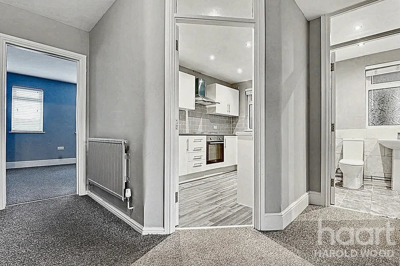 Ethelburga Road, Romford, RM3, photo 4