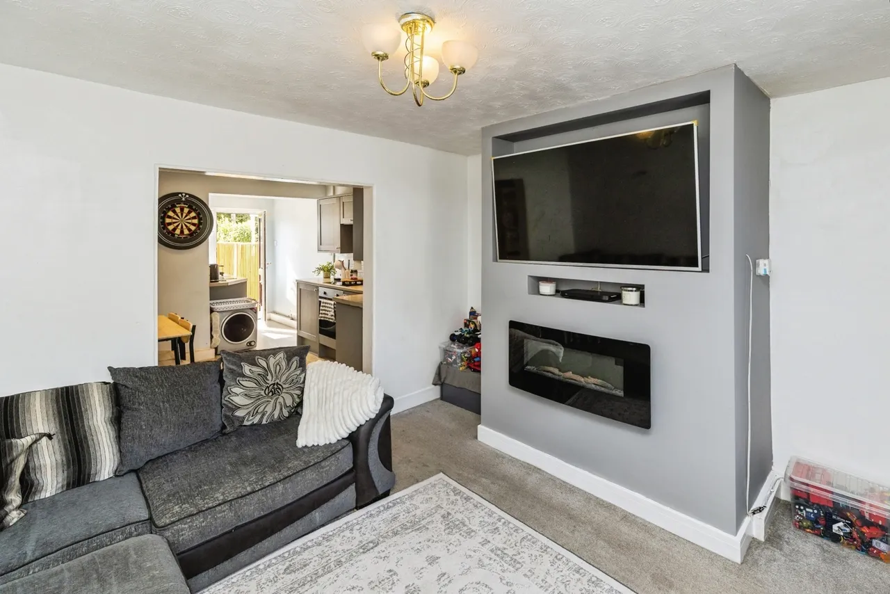 Manley Road, Coedpoeth, LL11, photo 3
