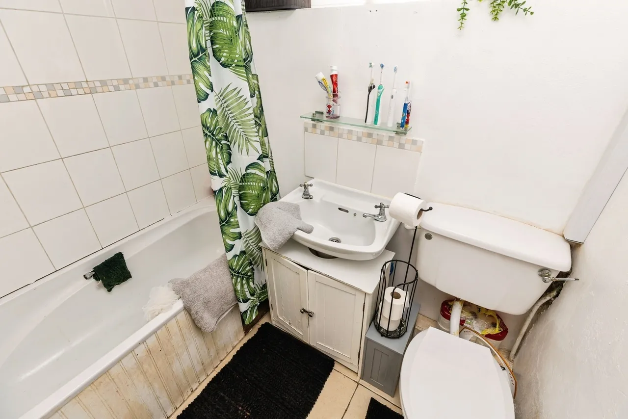 Manley Road, Coedpoeth, LL11, photo 9