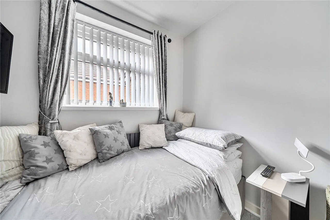 Stamford Drive, Woodhouses, M35, photo 16
