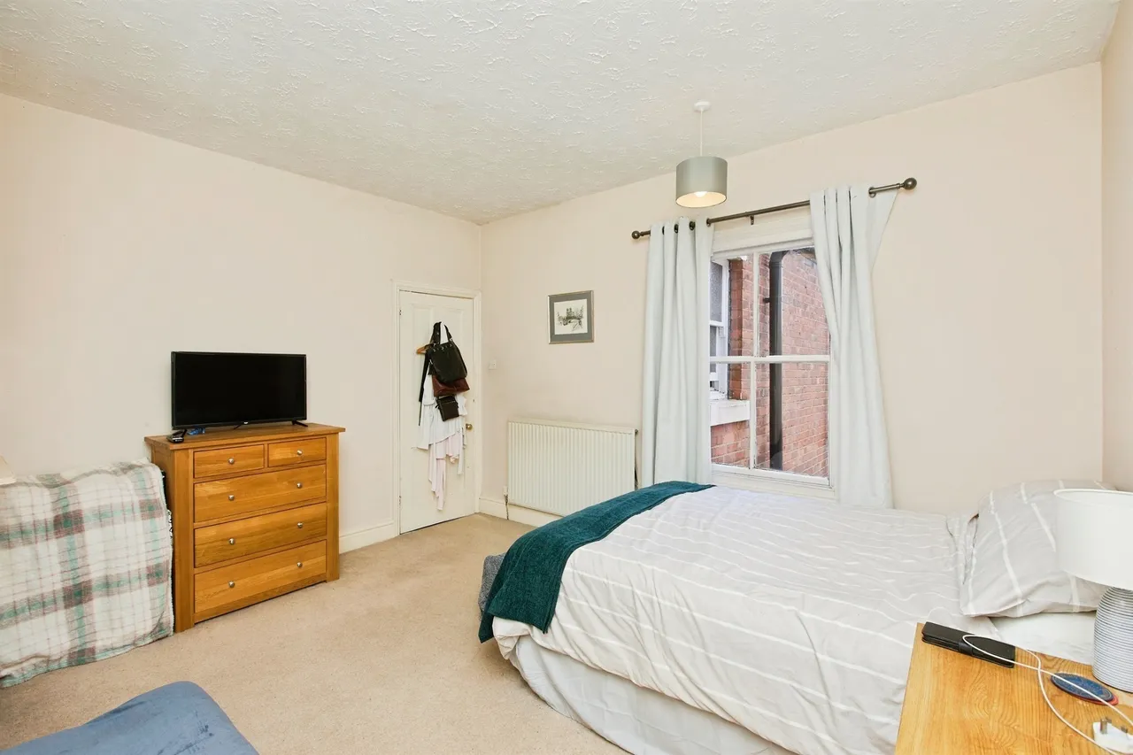 Gordon Street, Burton-On-Trent, DE14, photo 15