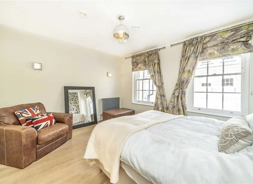 Buckingham Place, Westminster, SW1E, photo 6