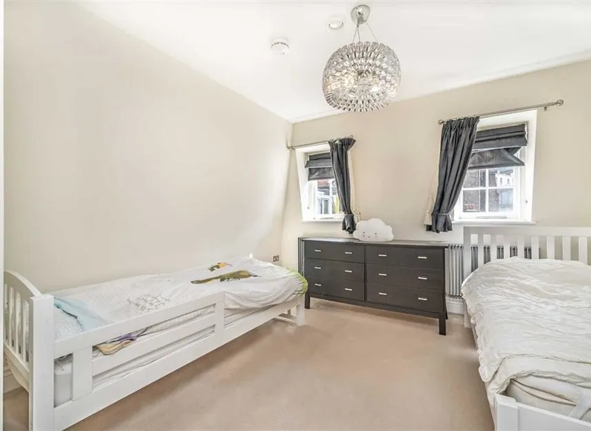 Buckingham Place, Westminster, SW1E, photo 8