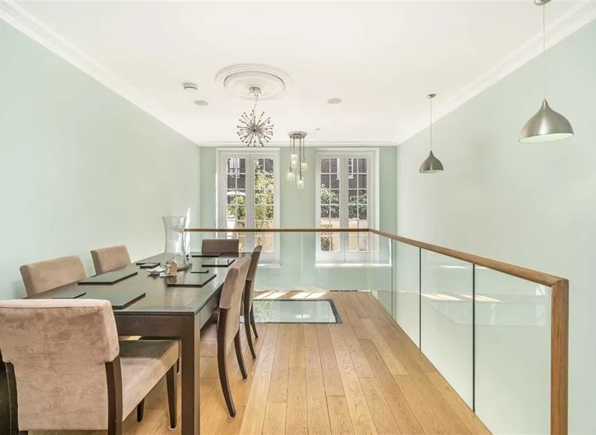 Buckingham Place, Westminster, SW1E, photo 5
