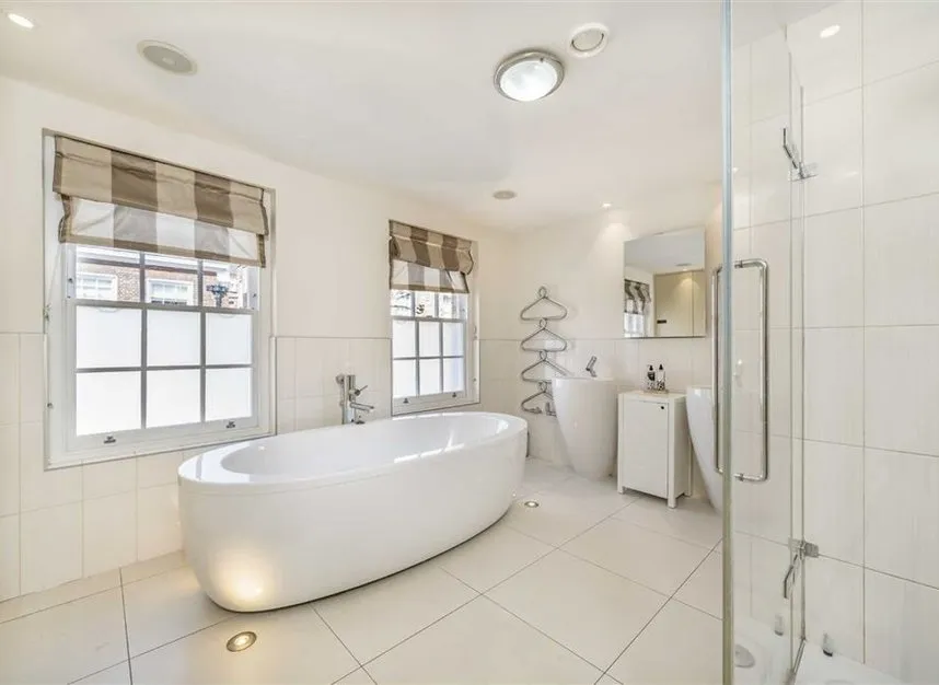 Buckingham Place, Westminster, SW1E, photo 9