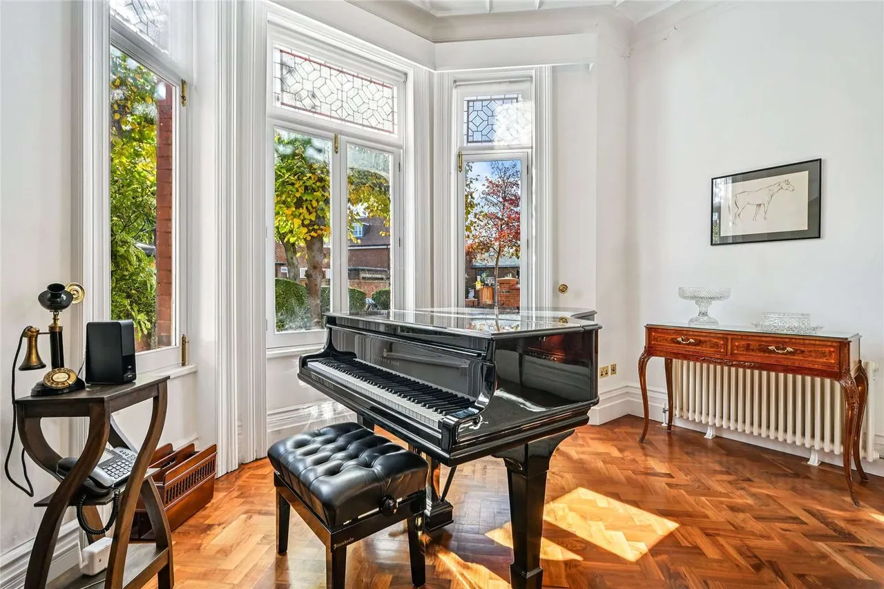 Lancaster Grove, London, NW3 4HB, photo 4