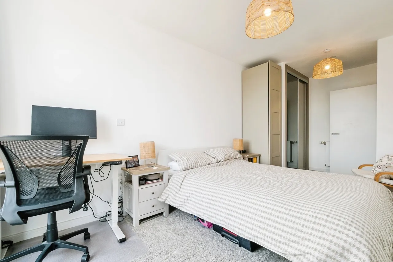 Fresh Wharf Road, Barking, Essex, IG11, photo 12