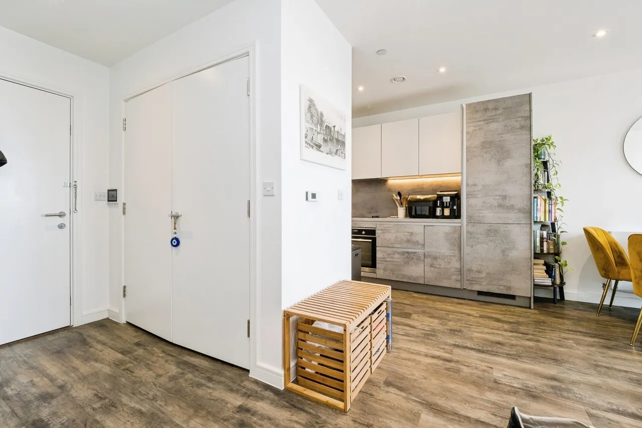 Fresh Wharf Road, Barking, Essex, IG11, photo 9