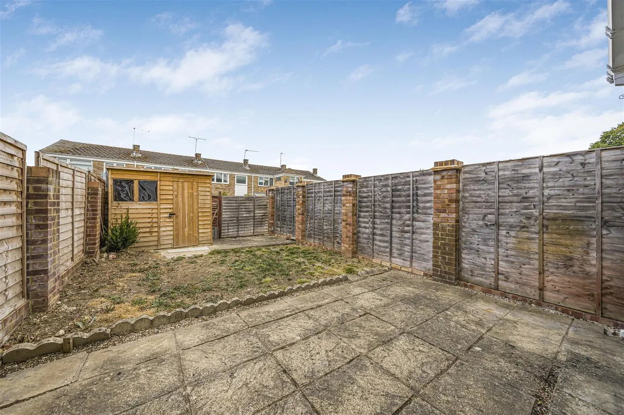Stirling Close, Windsor, Berkshire, SL4 4PW, photo 10