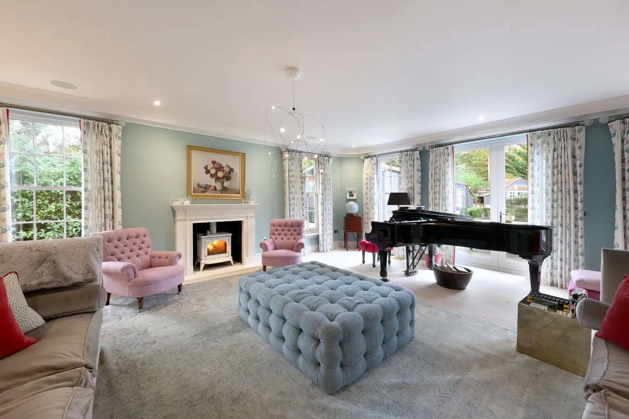 Bagshot Road, Ascot, Berkshire, SL5 9JP, photo 5